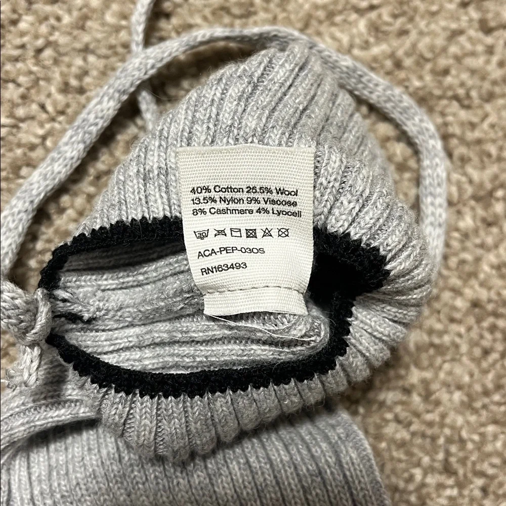 NWT Aday Keeping it Cozy Arm Warmers